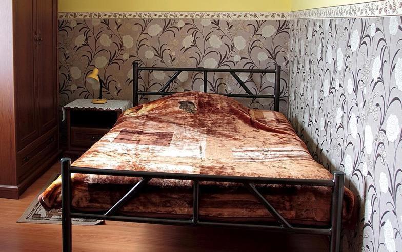 标准三人间, Miły