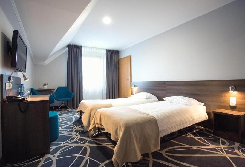 غرفة قياسية, Nad Nettą