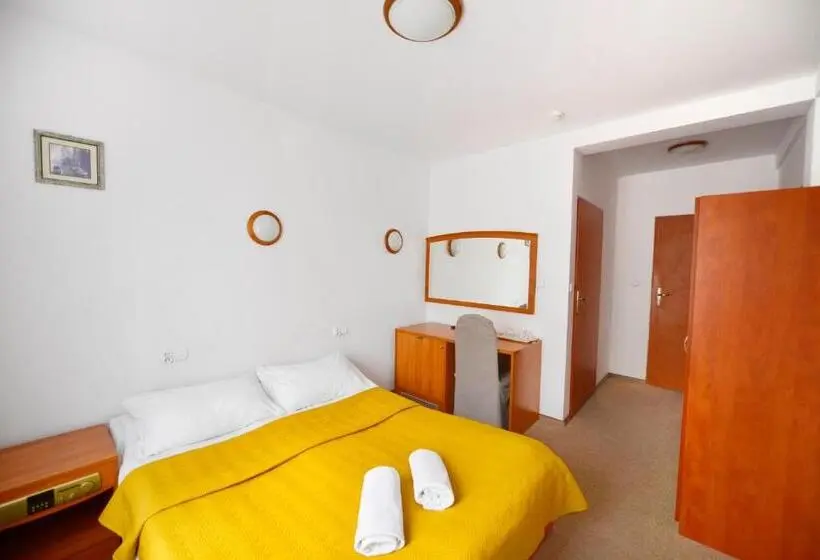 スタンダードルーム, Pirat Hotel & Spa Hotel Z Basenem