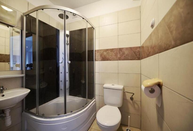 اتاق استاندارد چهار تخته, Pirat Hotel & Spa Hotel Z Basenem