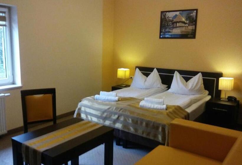 آپارتمان 1 خوابه, Pod Dębami