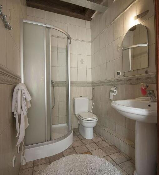 スーペリアトリプルルーム, Restauracja Pod Parowozem