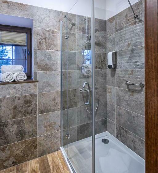 استودیوی استاندارد, & Spa  Kasztel Uniejów