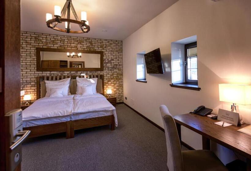 استودیوی استاندارد, & Spa  Kasztel Uniejów