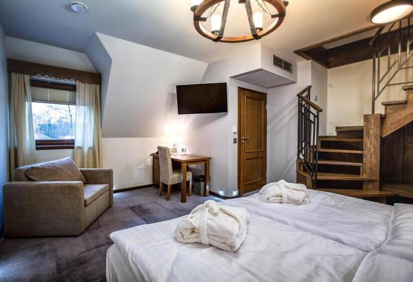 سوییت, & Spa  Kasztel Uniejów