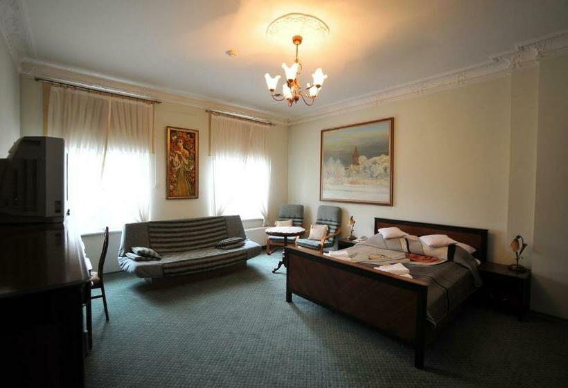 デラックスルーム, Stary Malbork