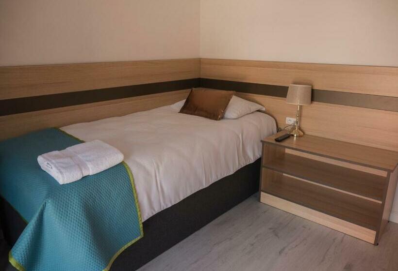 اتاق استاندارد یک نفره, Luna