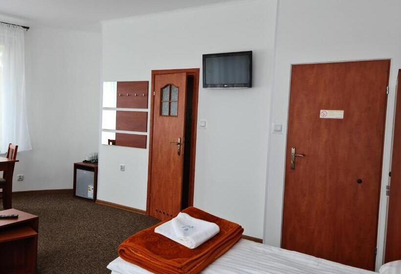 استودیوی استاندارد, Hel Wieniec Zdrój