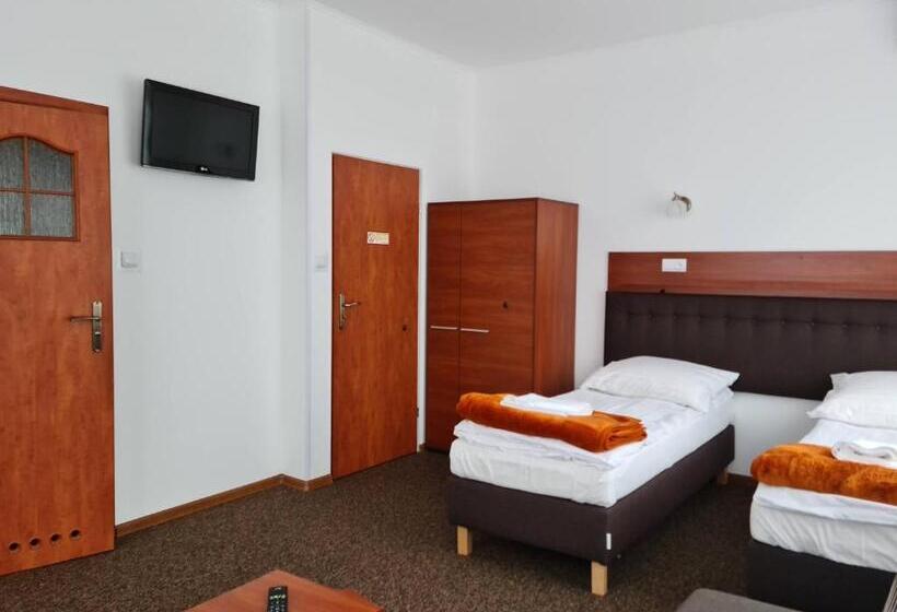 استودیوی استاندارد, Hel Wieniec Zdrój