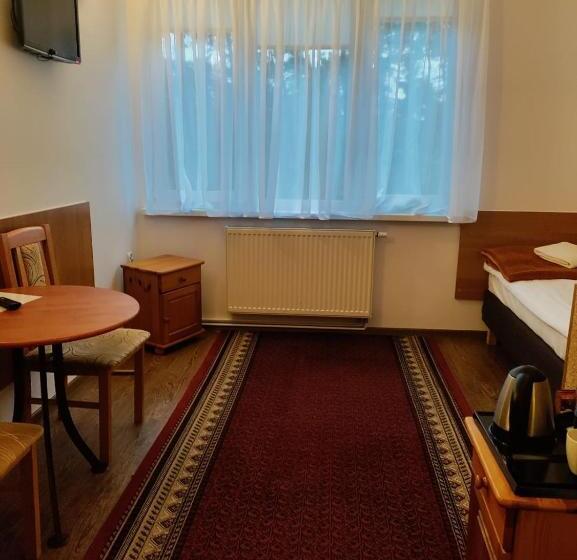 اتاق استاندارد یک نفره, Hel Wieniec Zdrój