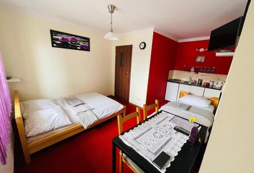 سوییت, Noclegi Airportpark