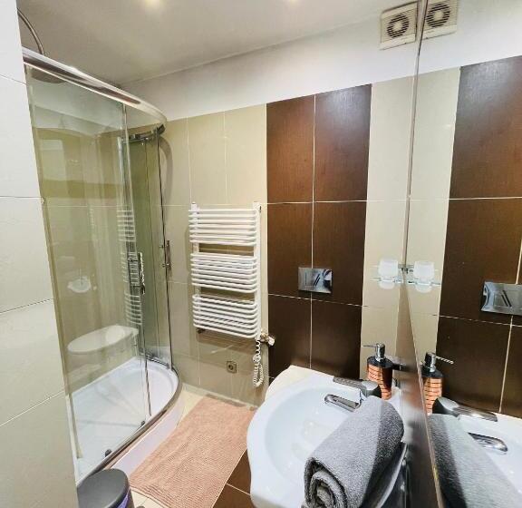 Апартаменты Superior 2 Спальни, Noclegi Airportpark