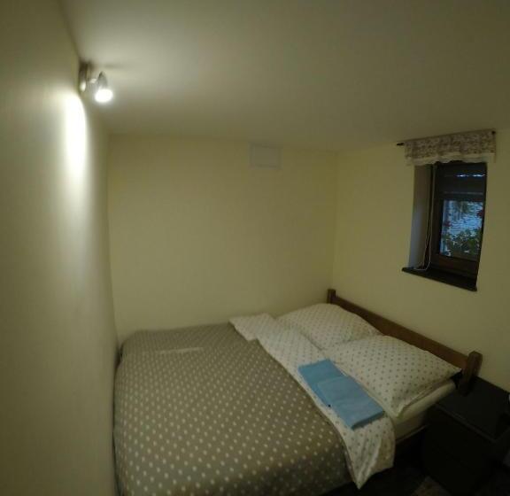 آپارتمان 1 خوابه با تراس, Noclegi Airportpark