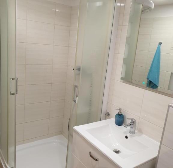 سوییت خانوادگی, Noclegi Airportpark