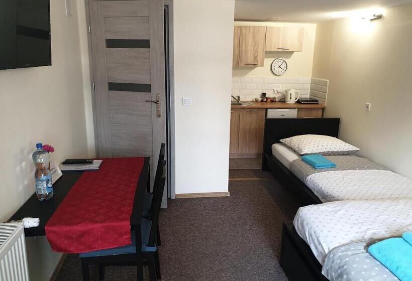 Family Suite, Noclegi Airportpark