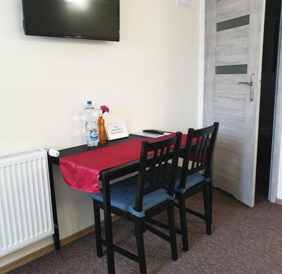 سوییت خانوادگی, Noclegi Airportpark