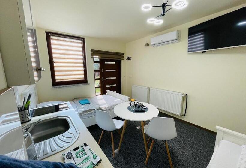 سوییت خانوادگی, Noclegi Airportpark