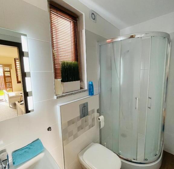 سوییت خانوادگی, Noclegi Airportpark