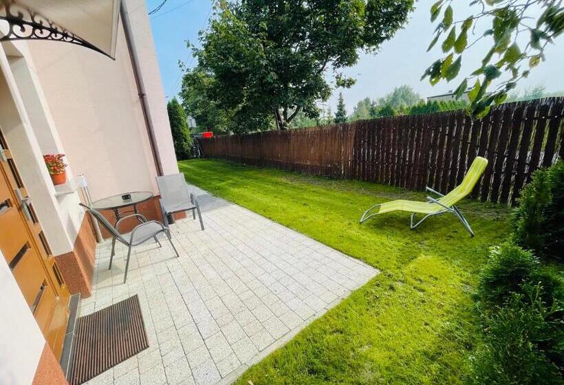 سوییت خانوادگی, Noclegi Airportpark