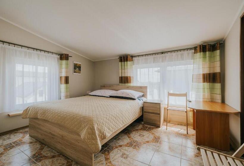 Номер Стандарт, Willa Tina