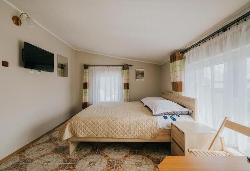 Номер Стандарт, Willa Tina