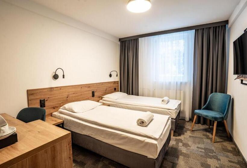 Номер Economy, Pirat Hotel & Spa Hotel Z Basenem