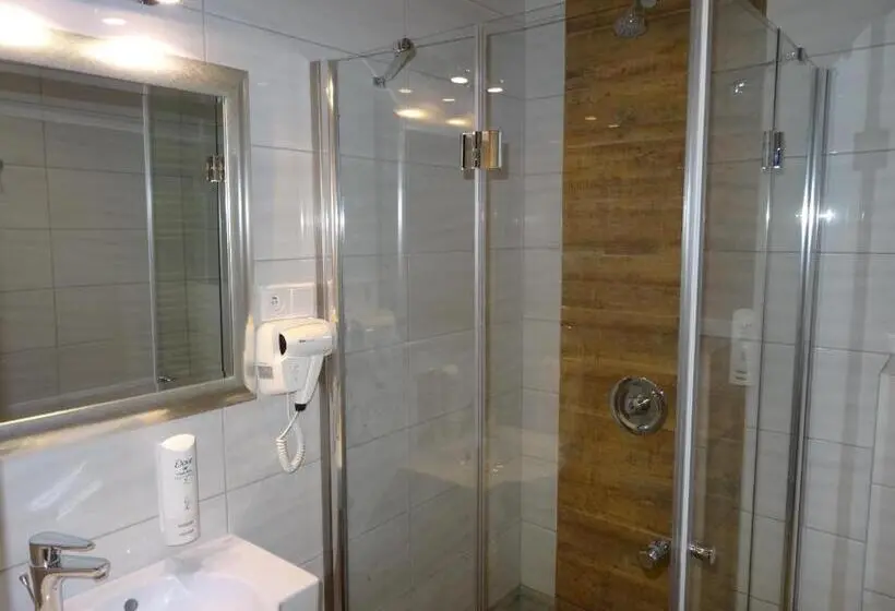 Deluxe-huone, Pro B&b