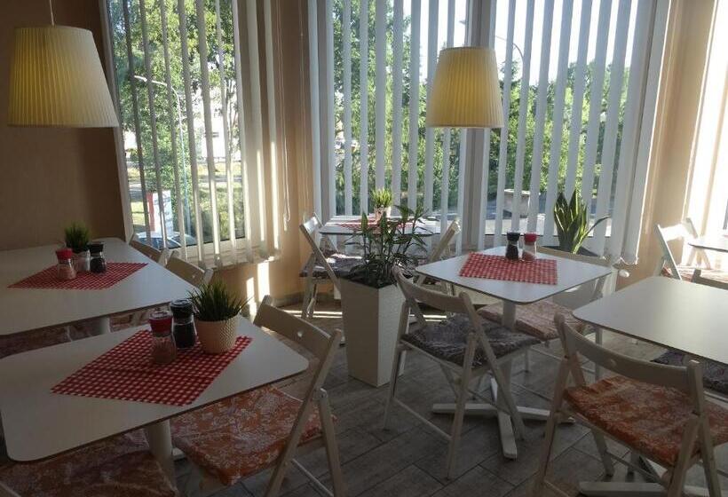 اتاق لوکس, Pro B&b