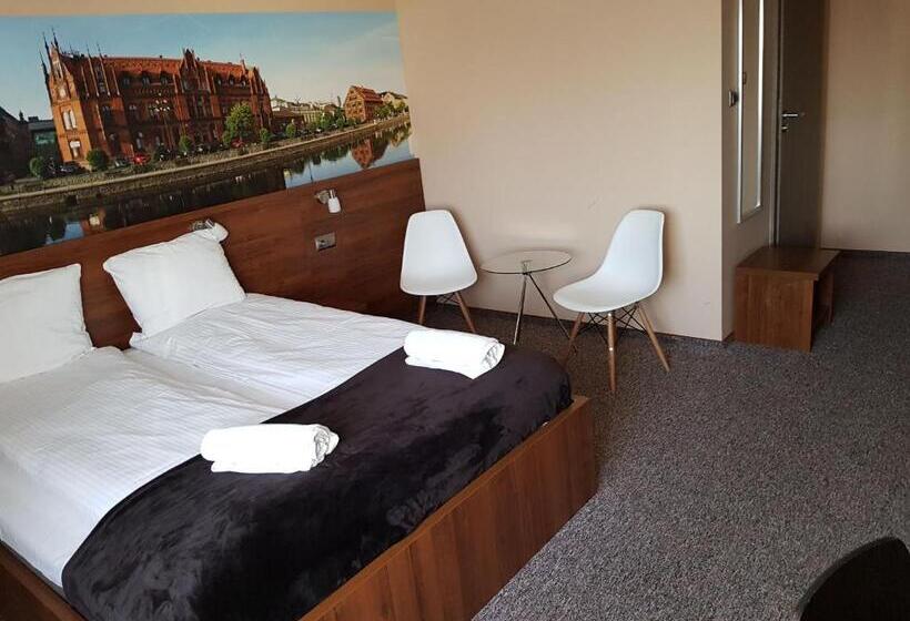 اتاق لوکس, Pro B&b