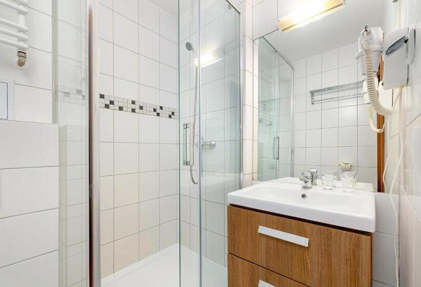 חדר בסיסי, Gryf Ośrodek Międzywodzie