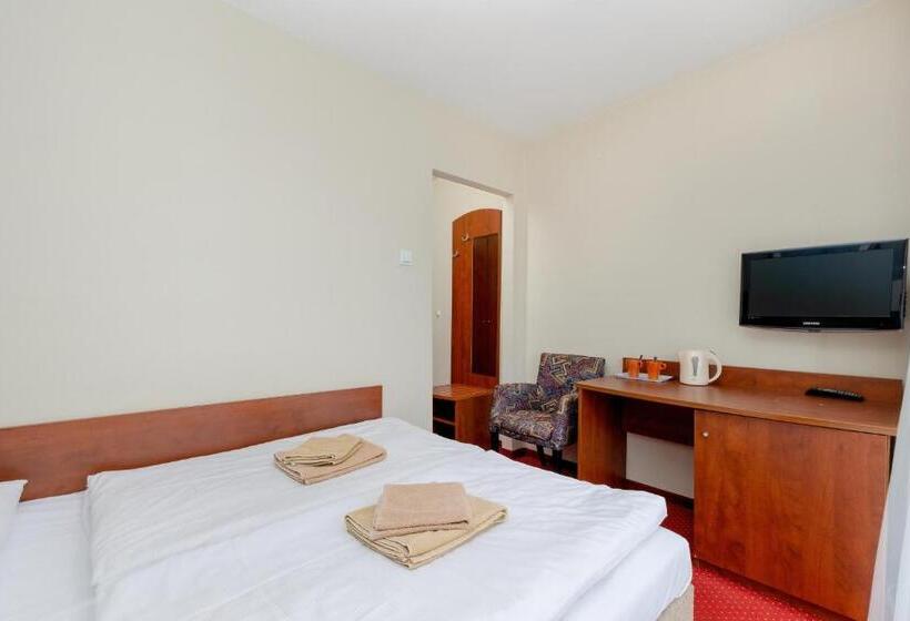 חדר בסיסי, Gryf Ośrodek Międzywodzie