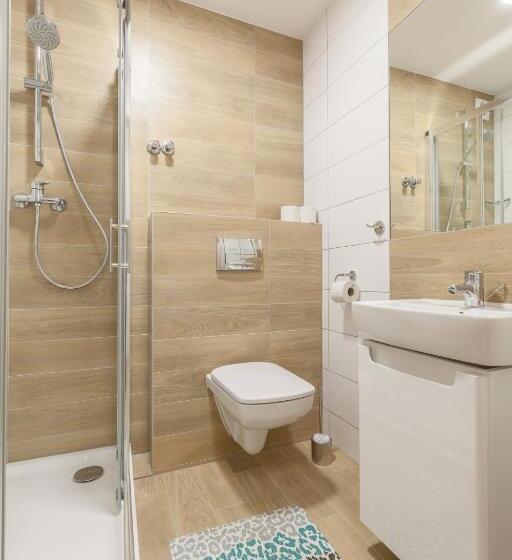 اتاق لوکس سه تخته, Silesia Krynica