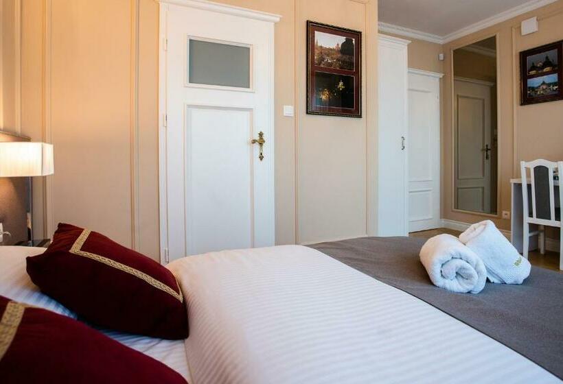 آپارتمان 1 خوابه, Willa Krakowska