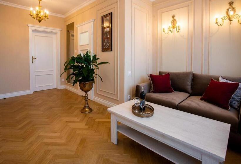 استودیوی استاندارد, Willa Krakowska