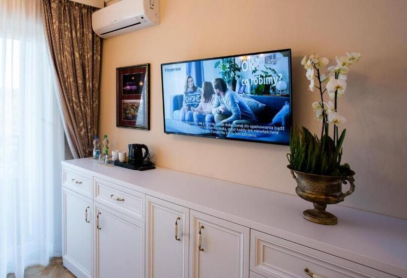 استودیوی استاندارد, Willa Krakowska