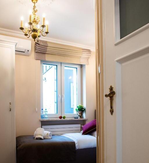 آپارتمان 1 خوابه, Willa Krakowska