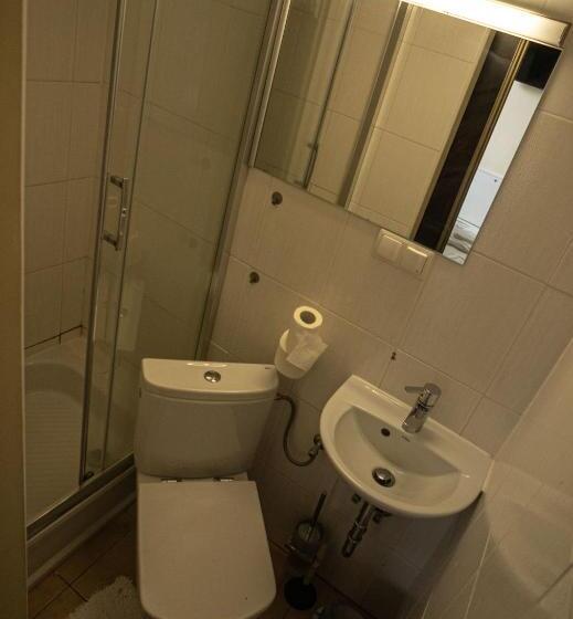 اتاق استاندارد یک نفره, Szara Willa