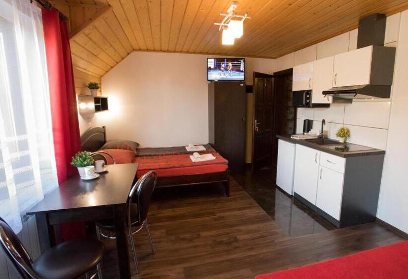 スタンダードトリプルルーム, Pokoje I Apartamenty U Sabiny   Apartament I Domek Z Jacuzzi Na Wyłączność   Pozostałe Pokoje Bez Ja