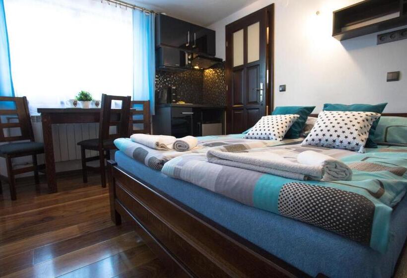 １ベッドルームアパートメント, Pokoje I Apartamenty U Sabiny   Apartament I Domek Z Jacuzzi Na Wyłączność   Pozostałe Pokoje Bez Ja