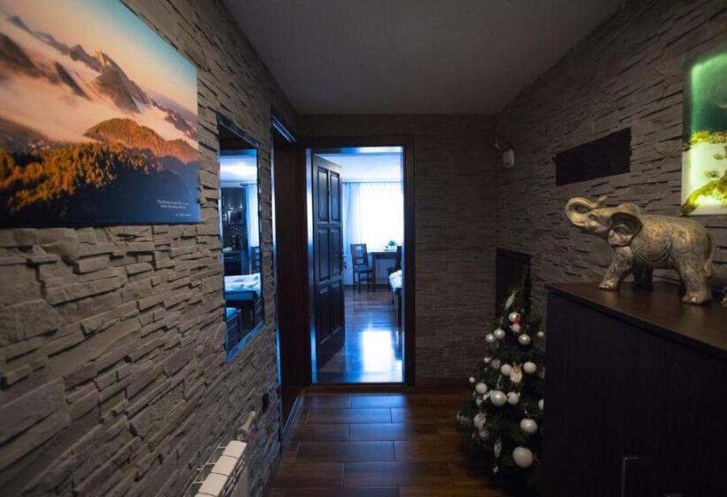 スタンダードトリプルルーム, Pokoje I Apartamenty U Sabiny   Apartament I Domek Z Jacuzzi Na Wyłączność   Pozostałe Pokoje Bez Ja