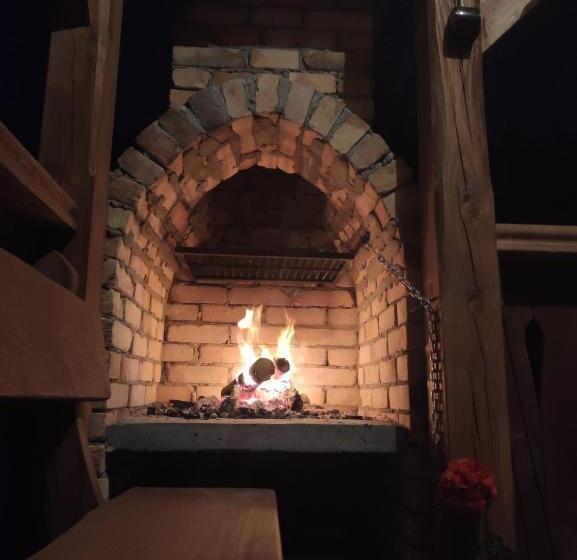 シャレー1寝室, Pokoje I Apartamenty U Sabiny   Apartament I Domek Z Jacuzzi Na Wyłączność   Pozostałe Pokoje Bez Ja