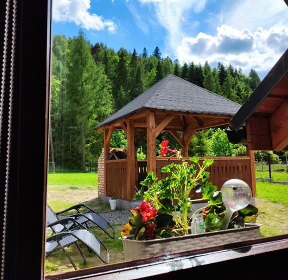 シャレー1寝室, Pokoje I Apartamenty U Sabiny   Apartament I Domek Z Jacuzzi Na Wyłączność   Pozostałe Pokoje Bez Ja