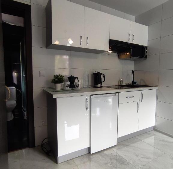 バルコニー付きスタンダードステューディオ, Pokoje I Apartamenty U Sabiny   Apartament I Domek Z Jacuzzi Na Wyłączność   Pozostałe Pokoje Bez Ja