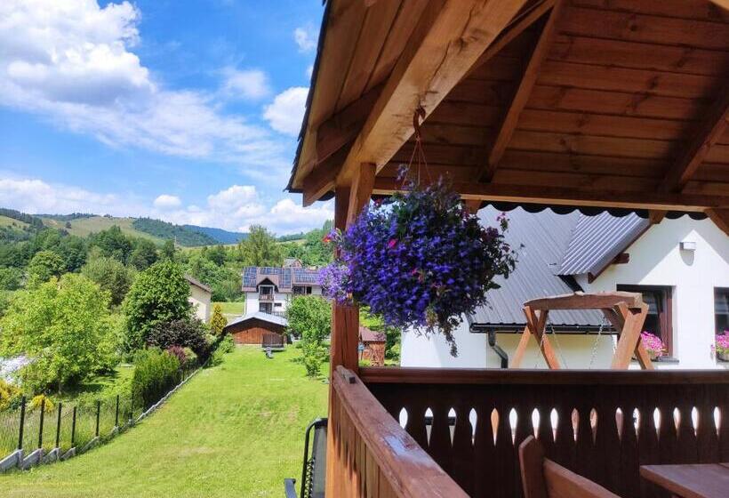 Люкс с гидромассажем, Pokoje I Apartamenty U Sabiny   Apartament I Domek Z Jacuzzi Na Wyłączność   Pozostałe Pokoje Bez Ja