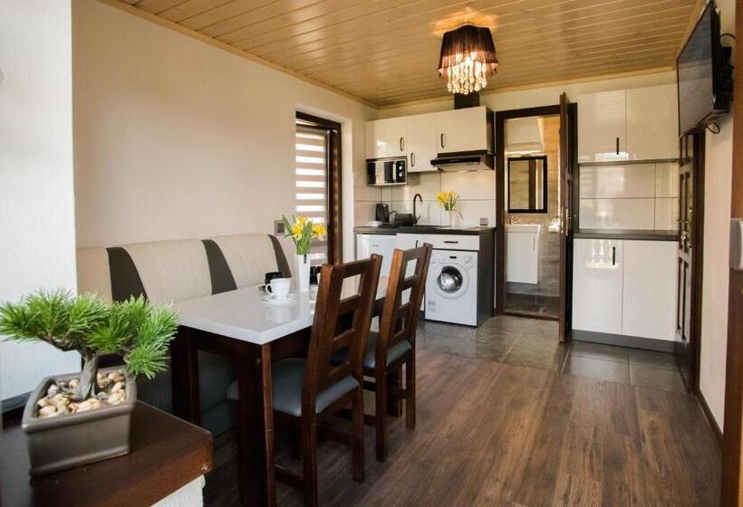 シャレー1寝室, Pokoje I Apartamenty U Sabiny   Apartament I Domek Z Jacuzzi Na Wyłączność   Pozostałe Pokoje Bez Ja