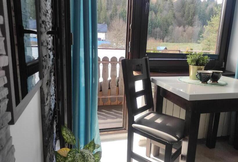 バルコニー付きスタンダードステューディオ, Pokoje I Apartamenty U Sabiny   Apartament I Domek Z Jacuzzi Na Wyłączność   Pozostałe Pokoje Bez Ja