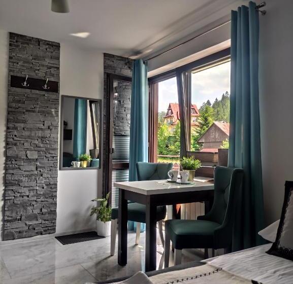 バルコニー付きスタンダードステューディオ, Pokoje I Apartamenty U Sabiny   Apartament I Domek Z Jacuzzi Na Wyłączność   Pozostałe Pokoje Bez Ja