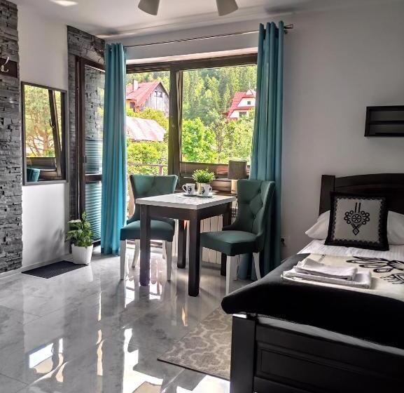 バルコニー付きスタンダードステューディオ, Pokoje I Apartamenty U Sabiny   Apartament I Domek Z Jacuzzi Na Wyłączność   Pozostałe Pokoje Bez Ja