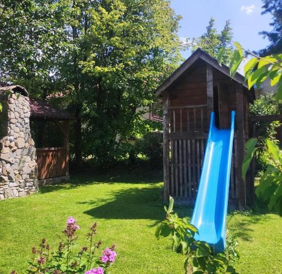 ハイドロマッサージバス付きスイート, Pokoje I Apartamenty U Sabiny   Apartament I Domek Z Jacuzzi Na Wyłączność   Pozostałe Pokoje Bez Ja