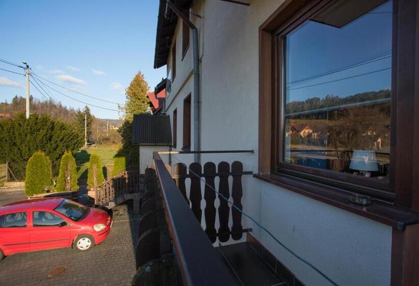 ハイドロマッサージバス付きスイート, Pokoje I Apartamenty U Sabiny   Apartament I Domek Z Jacuzzi Na Wyłączność   Pozostałe Pokoje Bez Ja